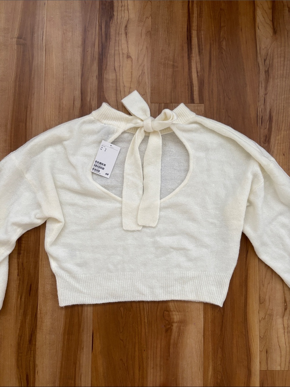 NWT H&M Cream Tie-Back Knit Sweater - Women's